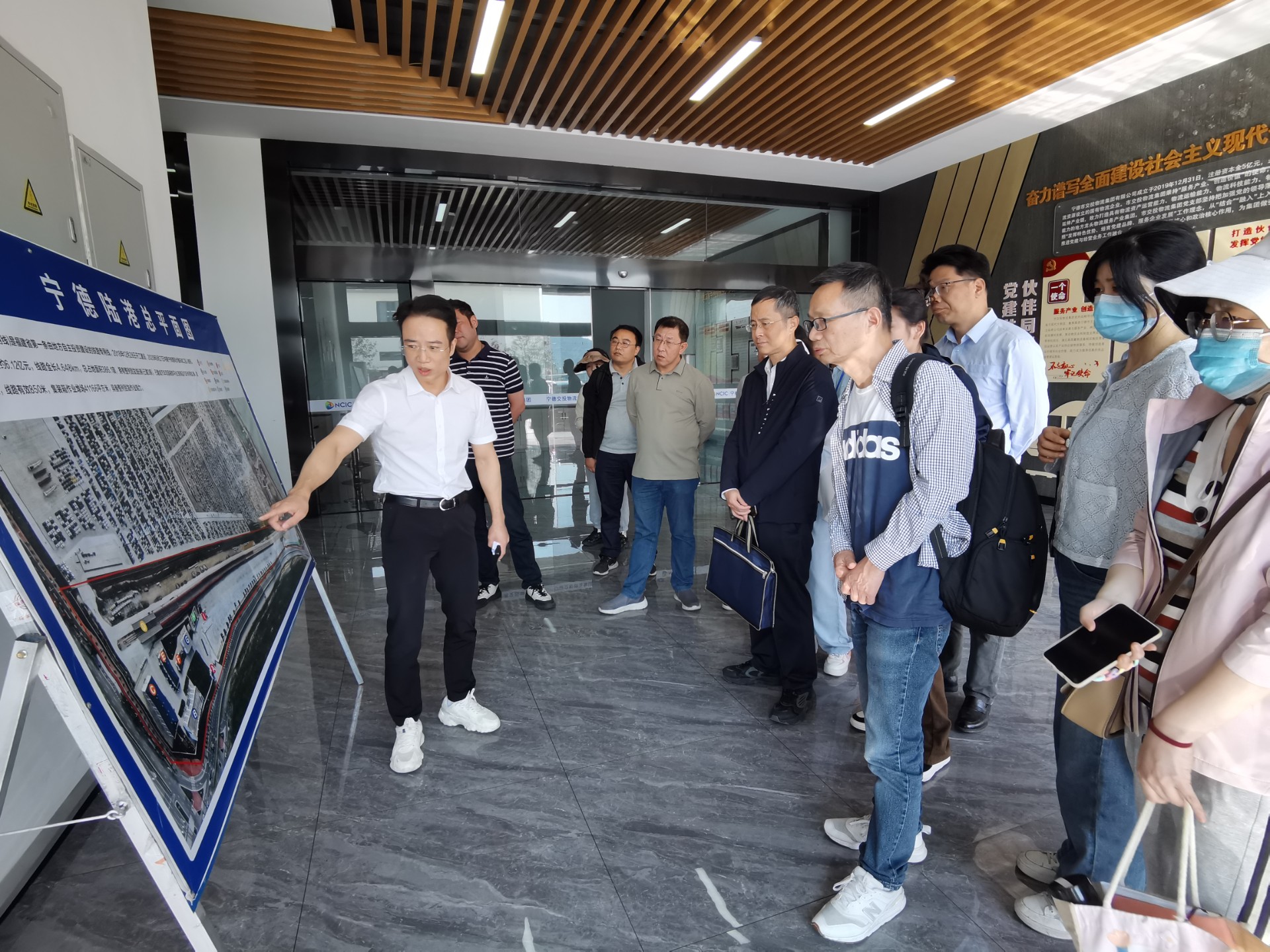 寧德汽車基地項(xiàng)目鐵路專用線擴(kuò)建工程可研報(bào)告評(píng)估會(huì)順利召開，張長明拍攝1.jpg